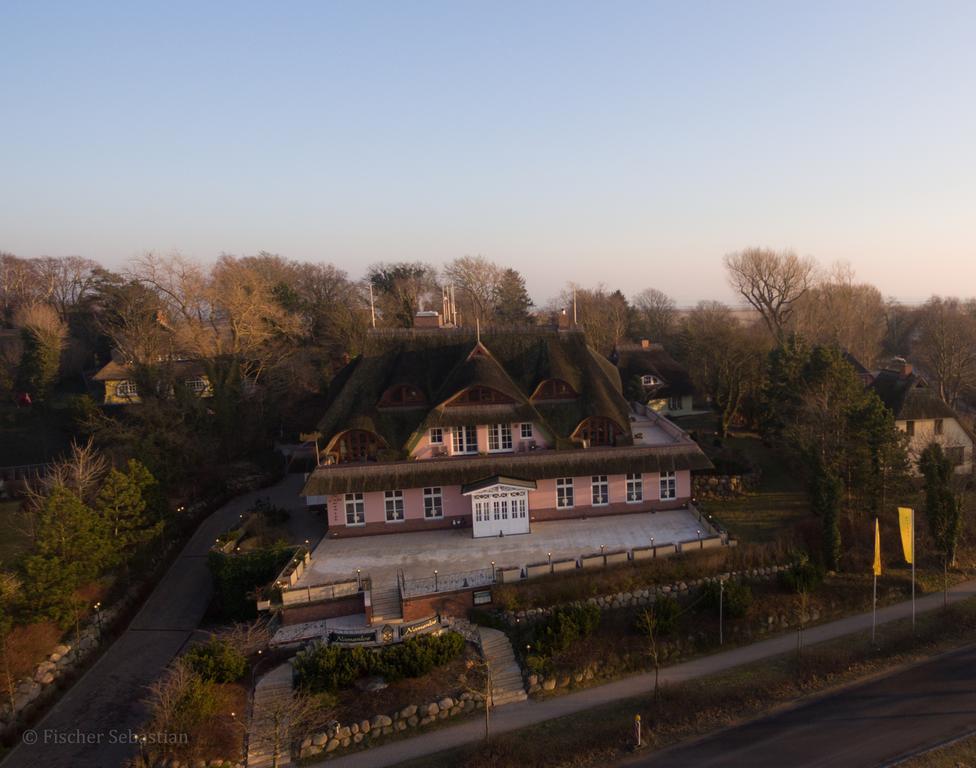 Romantik Hotel Namenlos Ahrenshoop Esterno foto